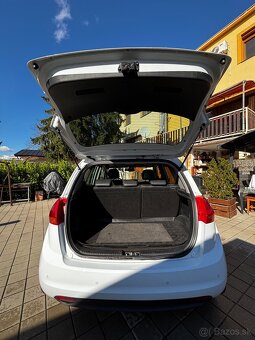 KIA Venga 1.6 CVVT Automat – pano strecha, výborný stav - 6