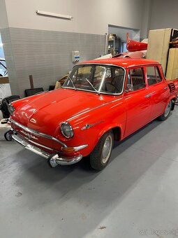 Lakovanie automobilov veteránov ,motoriek - 6