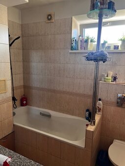 Predaj - 3 izb. byt s garážou v kúpeľnom meste Sliač - 6