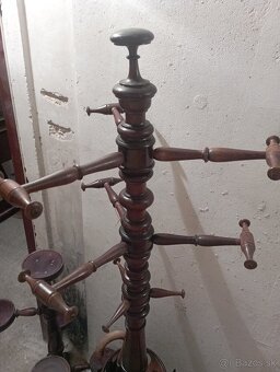 Starožitný vešiak drevo - 6