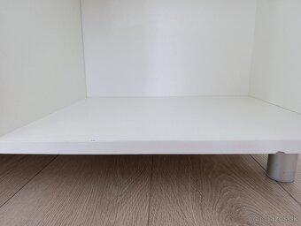 Komoda pod TV - 6