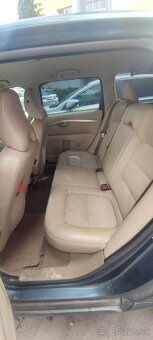 Volvo V70 2008 D5 2.4 12kW automat - 6