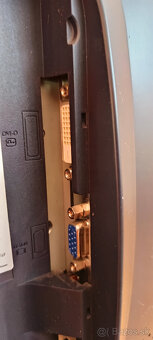 Predám monitor BenQ FP783 - 6
