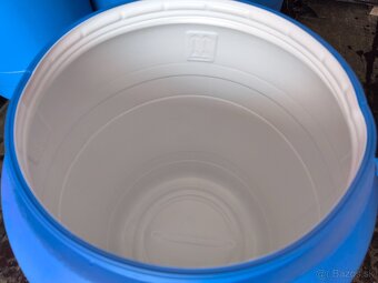 Kvalitné potravinárske 100l plastové sudy IBC kontajner - 6