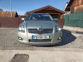 Toyota Avensis 2,2 D-Cat 130kW - 6