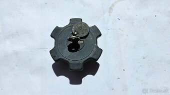Náhradné diely na Lada 2105 - 2107 a Škoda 105 - 120 - 6