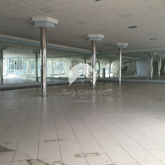 Reality KOMPLEX s.r.o. Vám ponúka do PRENÁJMU priestranné a - 6
