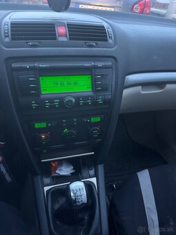 Predam skoda oktavia 1.9 77kw laurin klement - 6