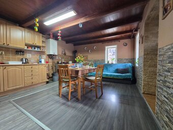 Rodinný dom / Chalupa priamo v obci Lubina - 6