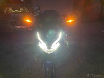 Honda Forza 350 - 6