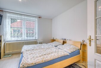 5-izbový rodinný dom s dvomi garážami v obci Špačince - 6