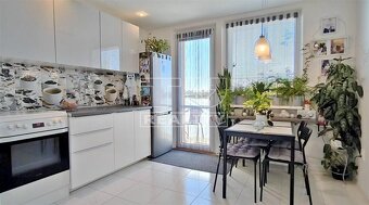 Štýlový 2-izbový byt po kompletnej rekonštrukcii s... - 6