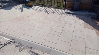 BETÓNOVANIE,KOPANIE,STAVBY - 6