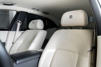 rolls Royce Ghost pronájem vozidla s řidičem - 6