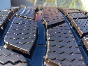 225/45 r17 zimne pneumatiky - 6