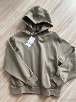 Mikina Zara c. L - 6