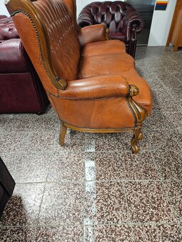 CHESTERFIELD V ANGLICKOM ŠTÝLE,V TOP STAVE - 6