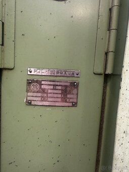 Nástrojová frézka FNGJ 32 - 6