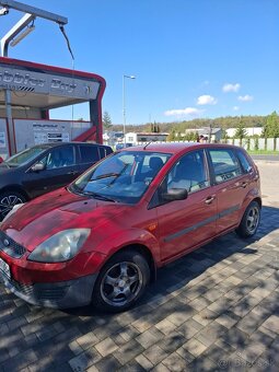 Ford fiesta - 6