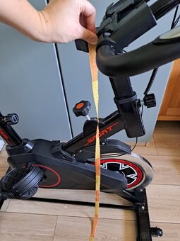 Tichý spinningový bicykel do 173 cm - 6