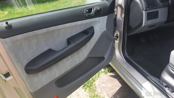 Skoda FABIA COMBI 1.4 MPI - 6