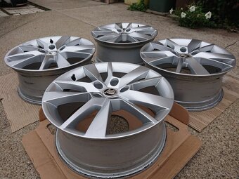 Škoda Trius R17 5x112 - 6