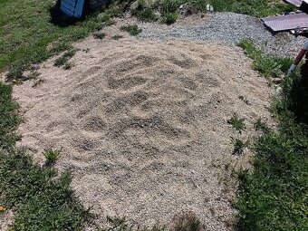 Predám kamenivo pod za kovu dlažbu....... - 6