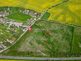 Exkluzívne na predaj priemyselný pozemok 42 000 m² Báč - 6