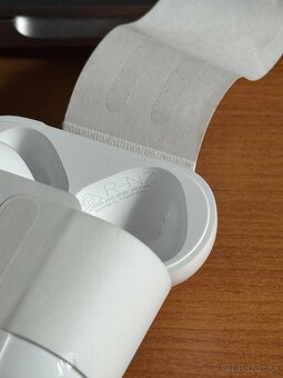 Apple AirPods 4 USB C - nové, rok záruka - 6
