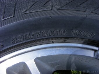 pneumatiky s diskamy 235/70-R16 na jeep - 6