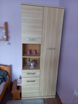 Študentský nábytok - 6