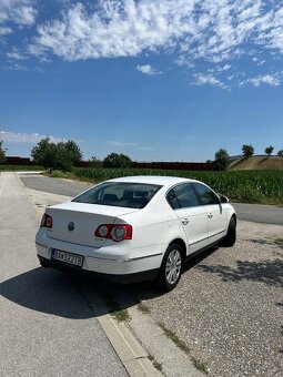 Volkswagen Passat B6 - 6