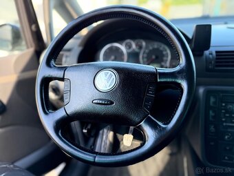 Volkswagen Sharan 1.9TDi 4motion - 6