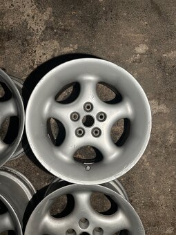 Fondmetal top1 R17 5x120 - 6