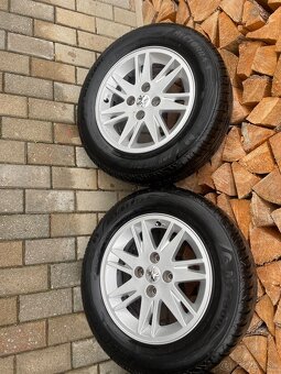 195 65 r15 Peugeot  4x108 - 6