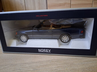 Mercedes-Benz 1:18 - 6