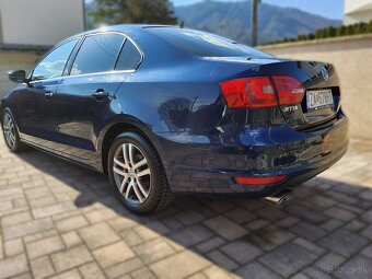 Volkswagen Jetta 2.0 TDI Highline 103kW - 6