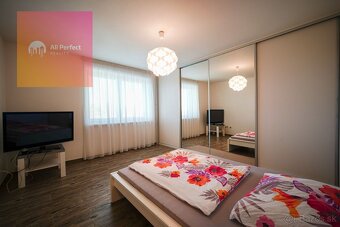 Novostavba 3 izbový byt s terasou|2 park. miesta|záhrada|pre - 6