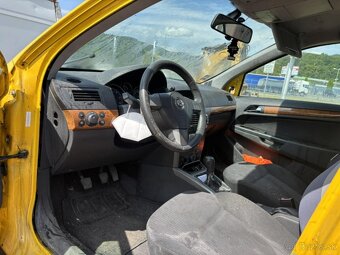 OPEL ASTRA H - rozpredám na diely - 6