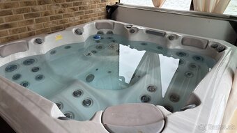 Na predaj vírivka Wellis Palermo - 6