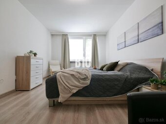 Veľký 3i byt s balkónom po rekonštrukcii - klokočina - 6