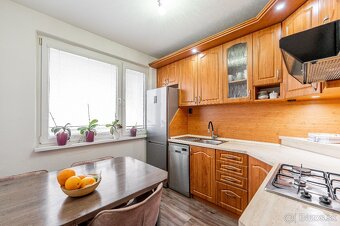 3 izbový byt na sídlisku KVP na Húskovej ulici - 6