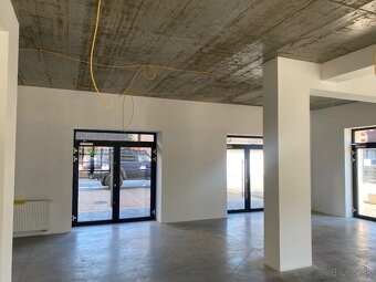 -predaj komerčného prízemného nebytového priestoru - 6