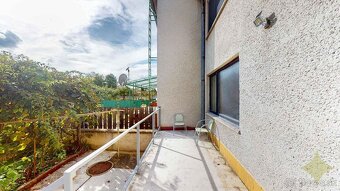 Na predaj 6 izbový rodinný dom v radovej zástavbe v Lučenci - 6