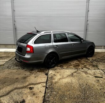 Škoda Octavia 2.0 TDi 4x4 - DSG - Laurin Klement - 2012 - 6