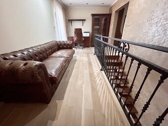 Na predaj impozantná štýlová 5-izbová rodinná vila - 6