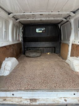 Ford Transit 2,4 TDI - 6