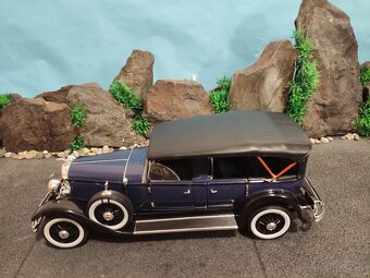 prodám model 1:18 lincoln model K 1931 - 6