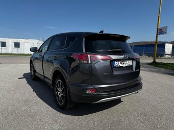 Toyota Rav4 - 6