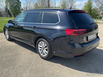 Volkswagen Passat Variant 2.0 TDI EVO Elegance DSG 2022 - 6
